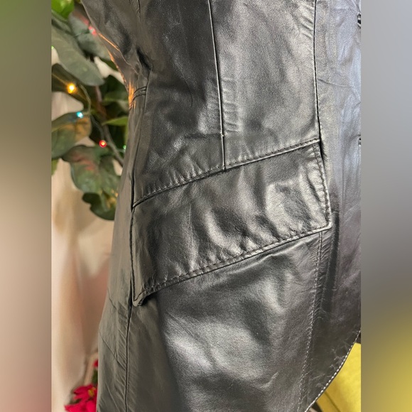 Vintage Genuine Leather Jacket - Picture 5 of 16